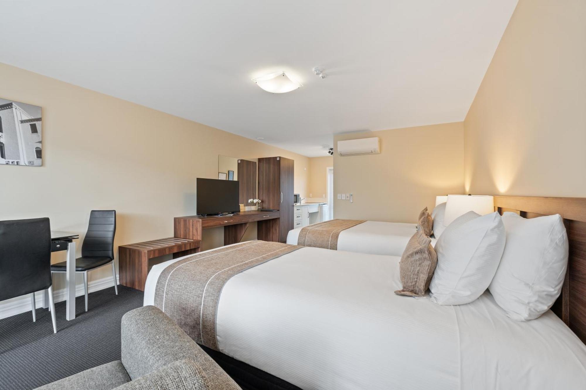Newina Rotorua Hotel Exterior photo